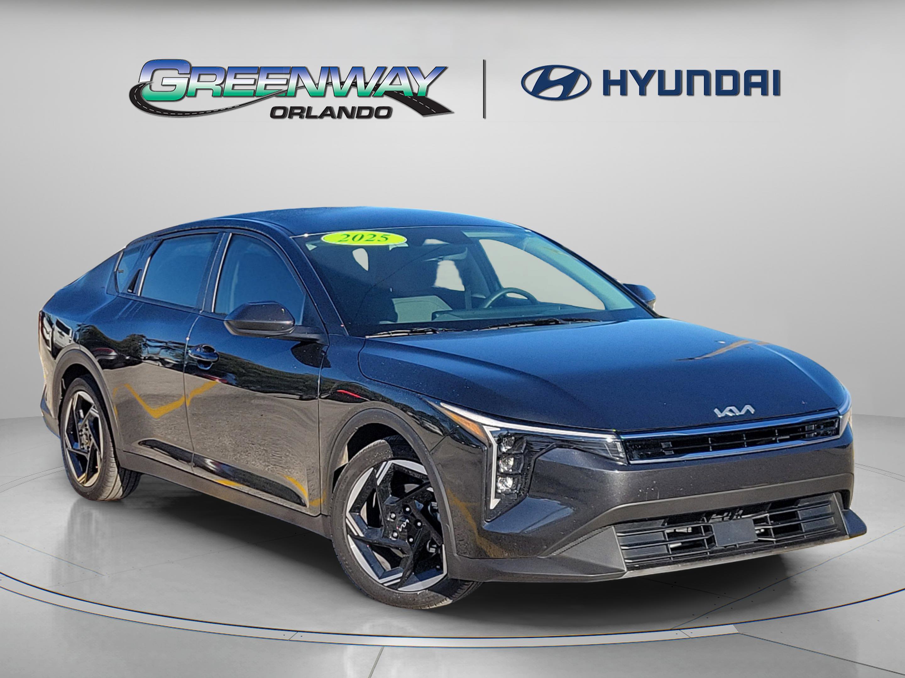 2025 Kia K4 EX's photo