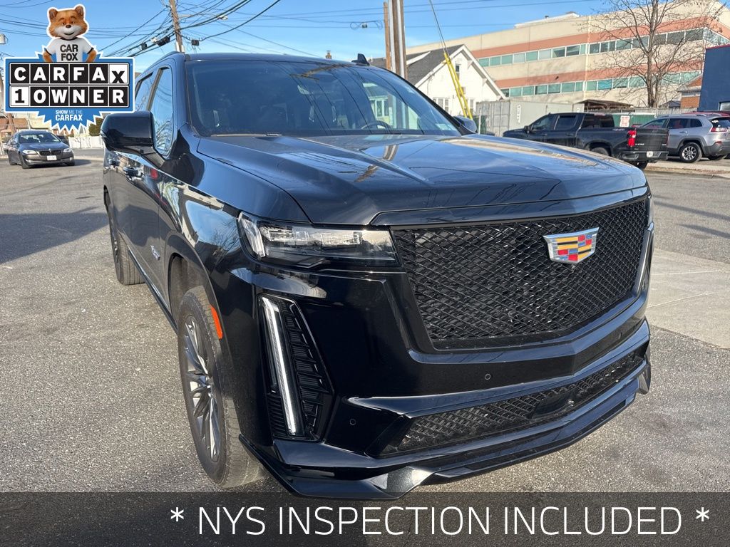 Used 2023 Black Cadillac V-Series image 3
