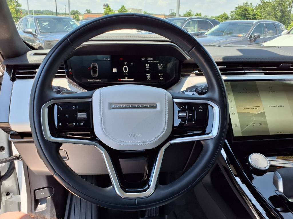 2023 Land Rover Range Rover Sport SE photo 15