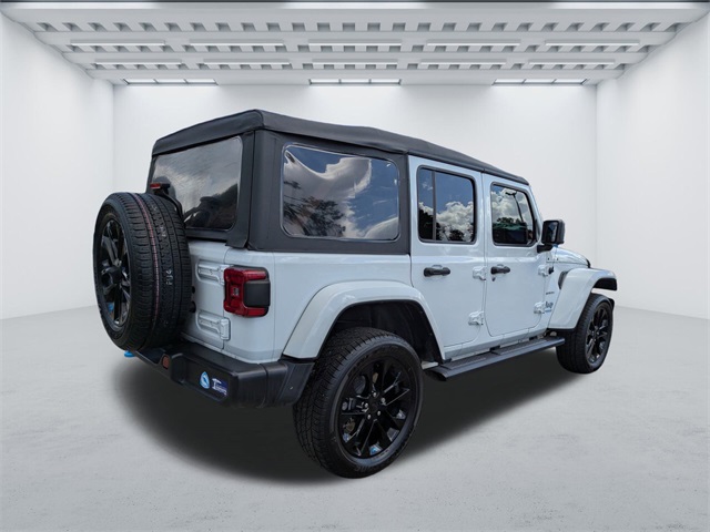 2022 Jeep Wrangler Unlimited Sahara 4xe photo 3