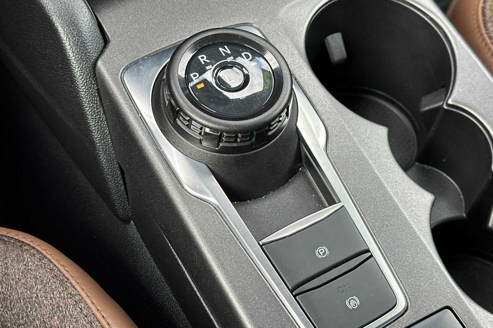 2025 Ford Bronco Sport Outer Banks photo 24