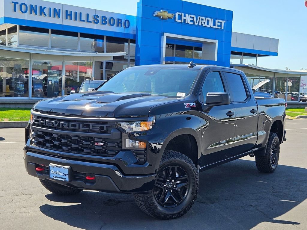 2025 Chevrolet Silverado 1500 Custom Trail Boss photo 2