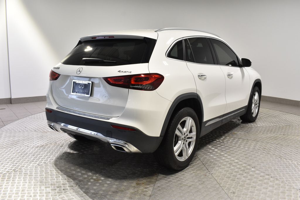 2023 Mercedes Benz GLA 250 4MATIC photo 3