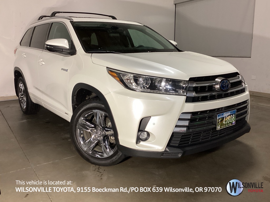 2019 Toyota Highlander Limited Platinum's photo