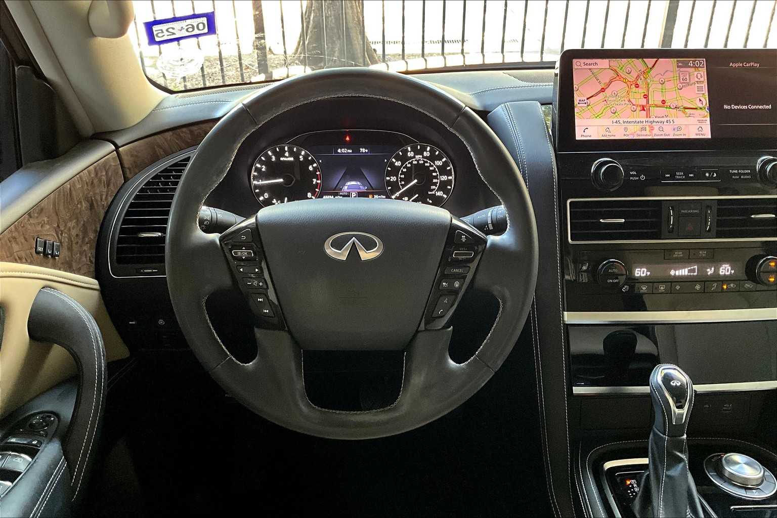 2023 Infiniti QX80 Premium Select photo 2