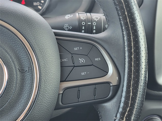 2022 Jeep Renegade Latitude photo 28