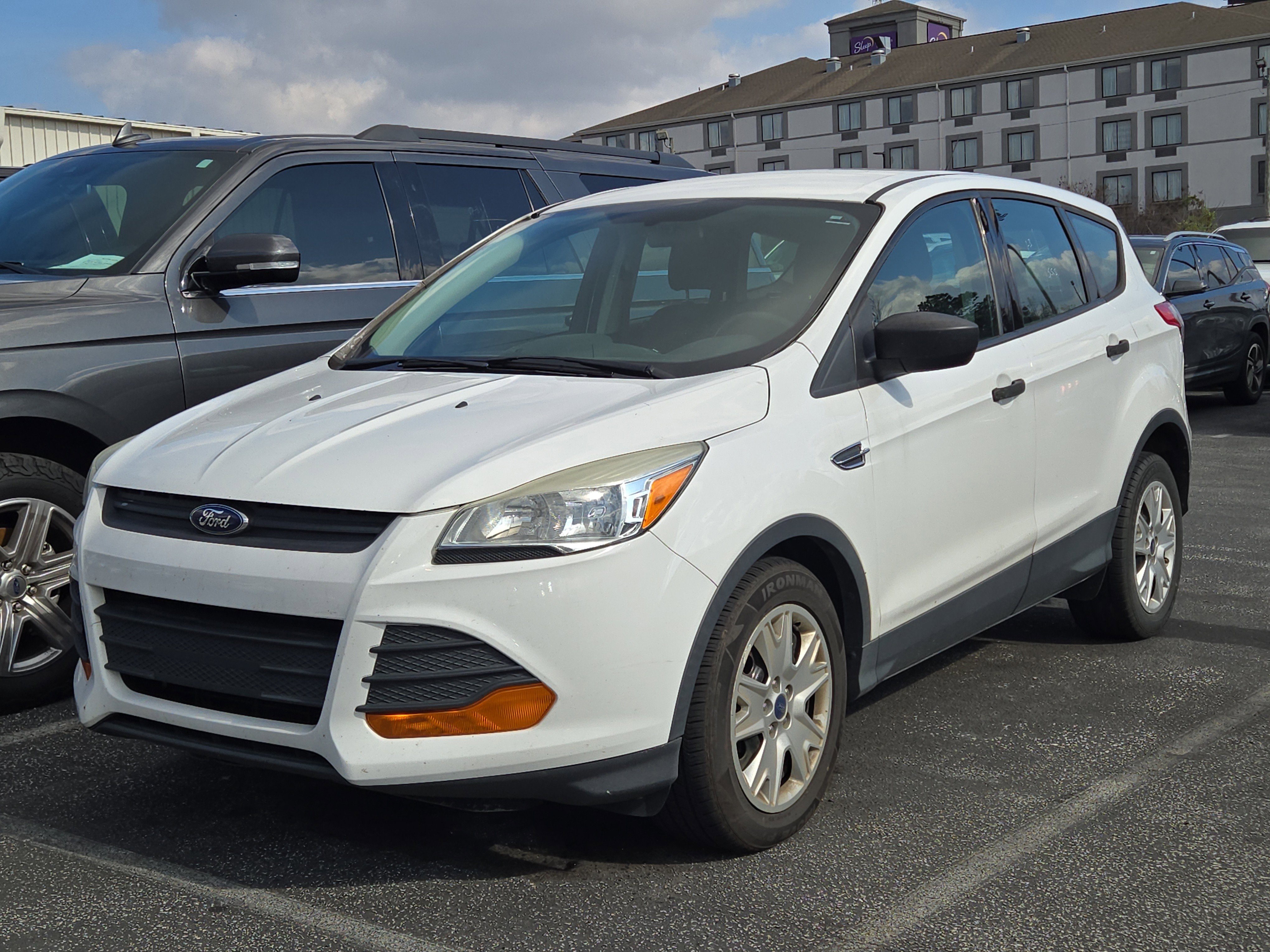 2014 Ford Escape S
