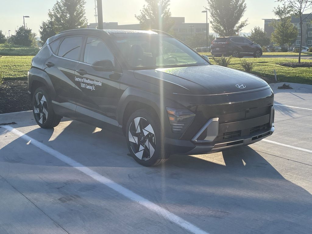 2025 Hyundai Kona Limited photo 2