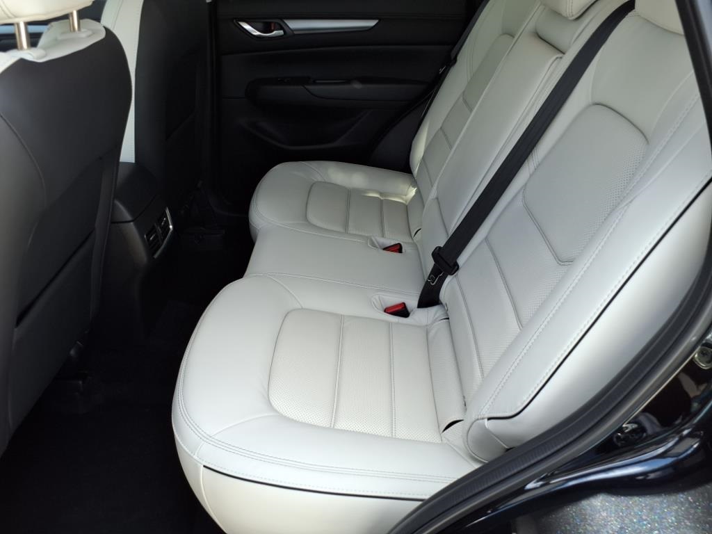 2025 Mazda CX-5 2.5 S Preferred photo 17