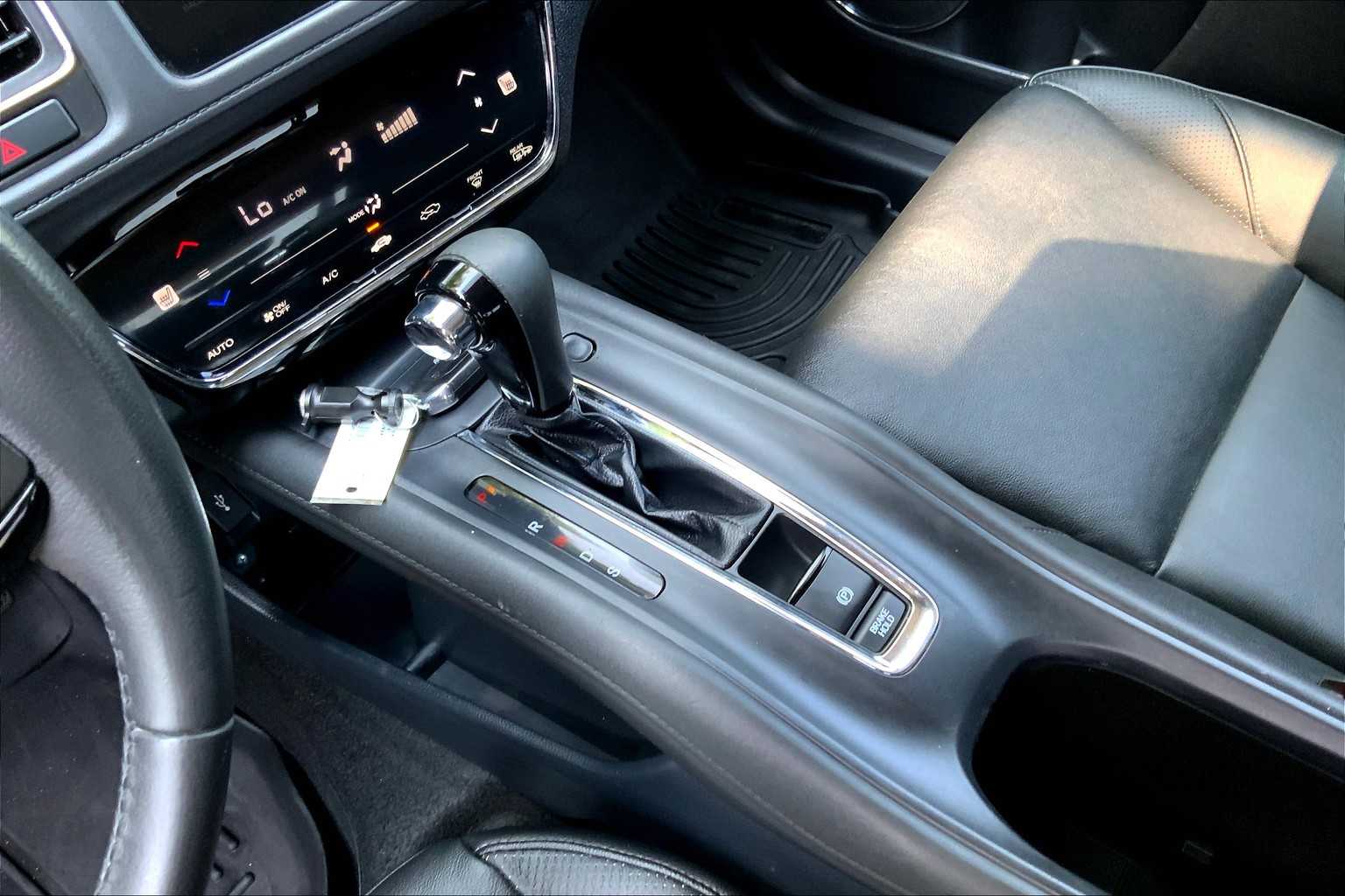 2018 Honda HR-V EX-L photo 15