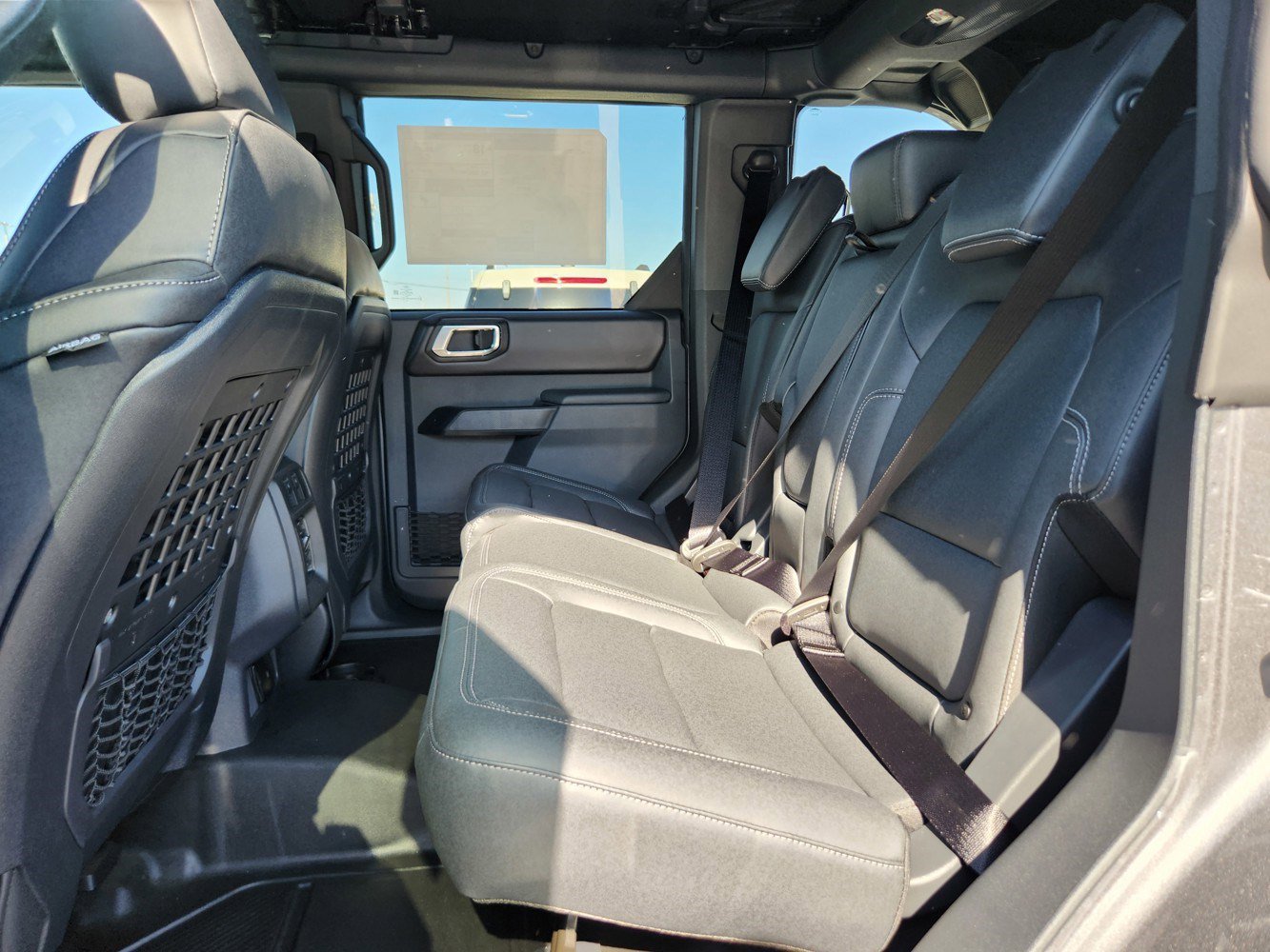 2025 Ford Bronco Badlands photo 18