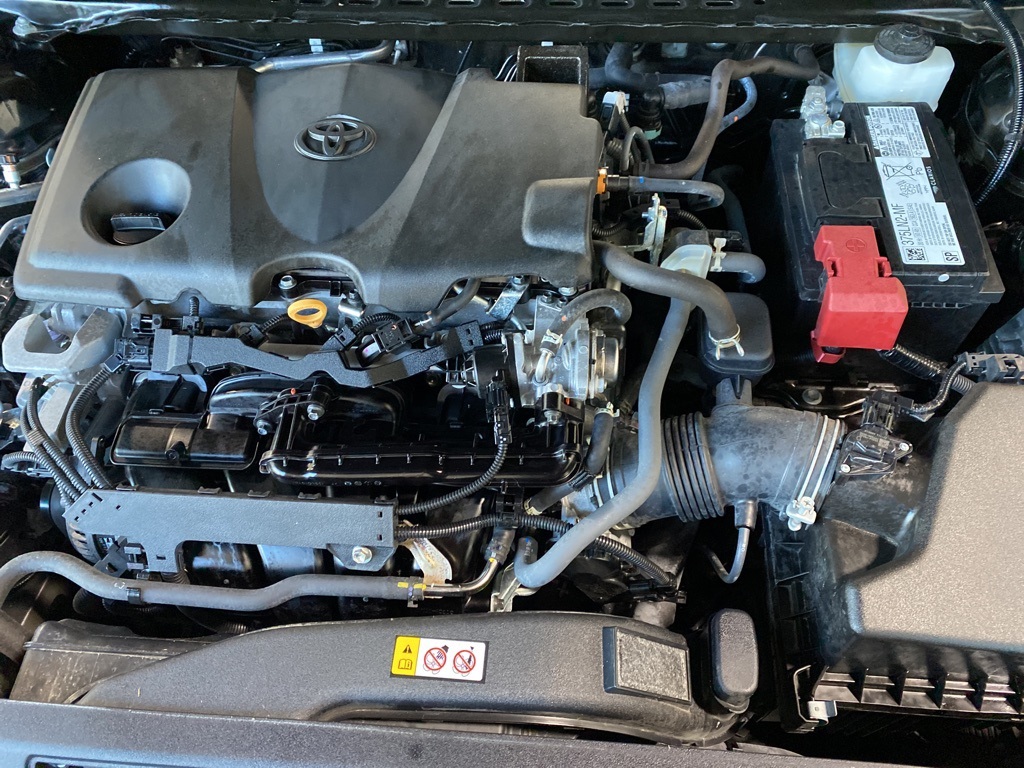 2023 Toyota Camry SE photo 18
