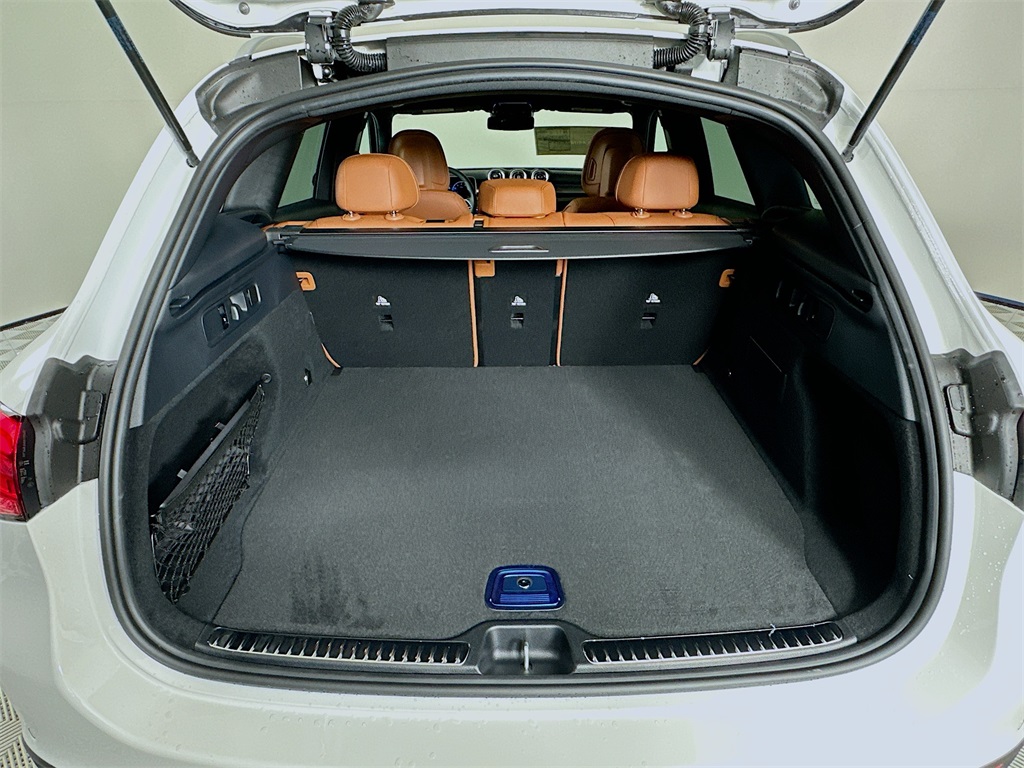 2026 Mercedes Benz GLC 300 4MATIC photo 24