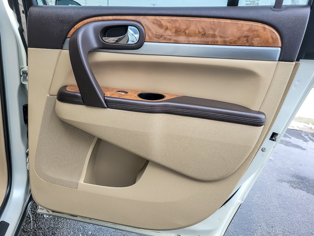 2012 BUICK ENCLAVE - Image 16