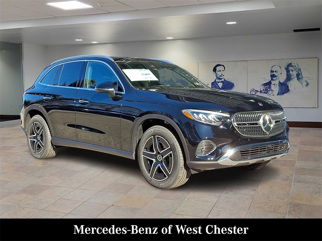 2026 Mercedes-Benz GLC Base's photo