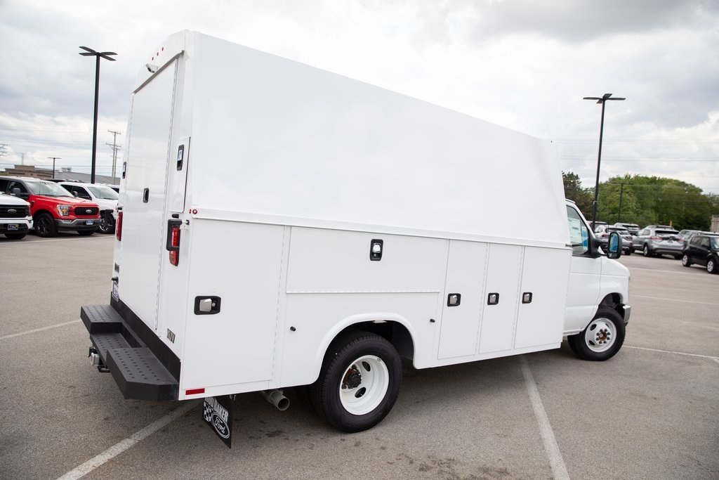 2026 Ford E-350 Base photo 12
