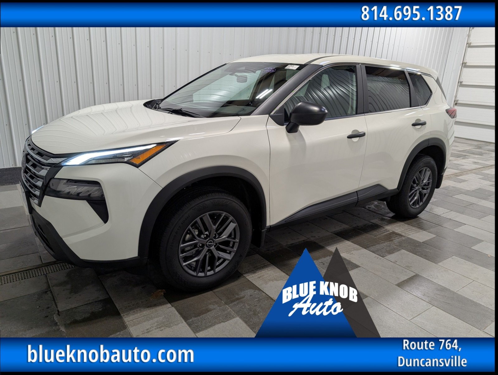 2026 Nissan Rogue S's photo