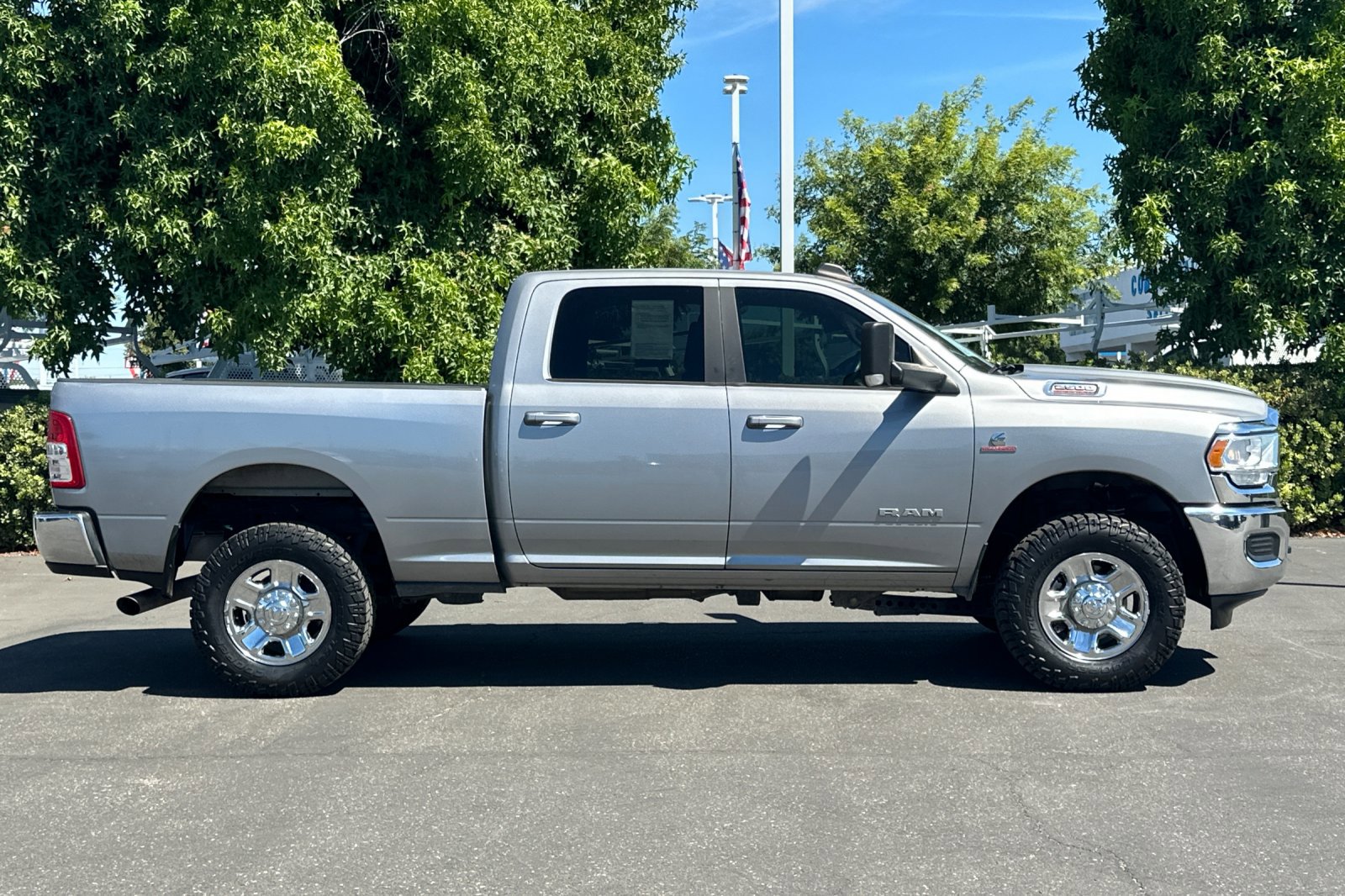 2022 Ram 2500 Big Horn photo 3