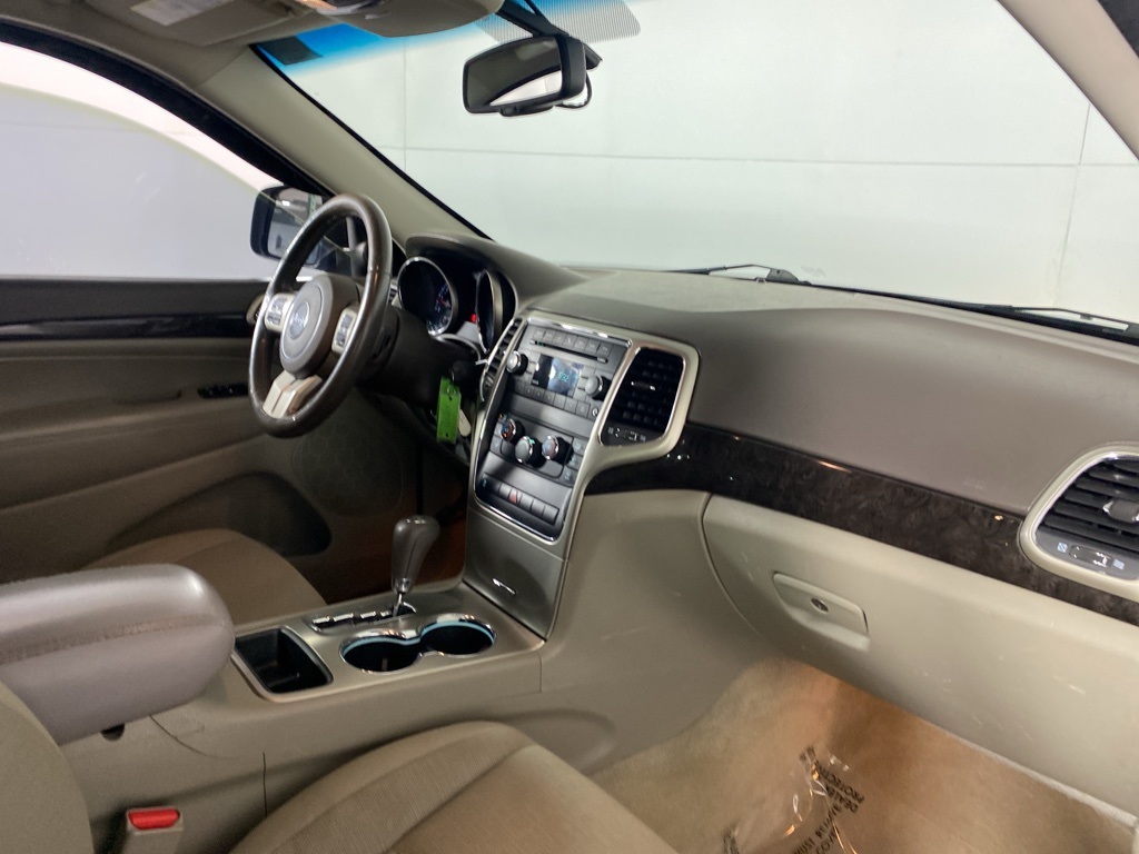 2012 Jeep Grand Cherokee Laredo photo 26