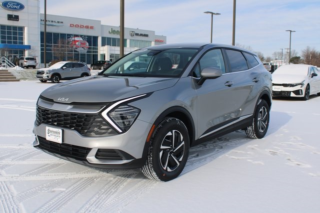 2025 Kia Sportage Hybrid LX photo 2