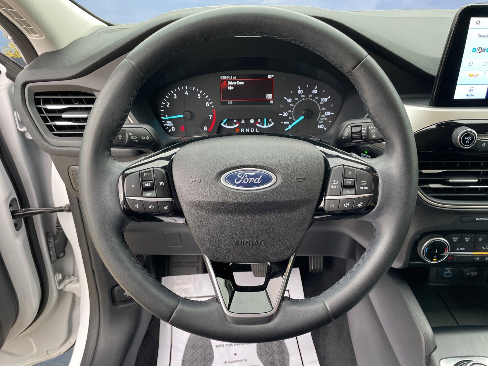 2022 Ford Escape SEL photo 13