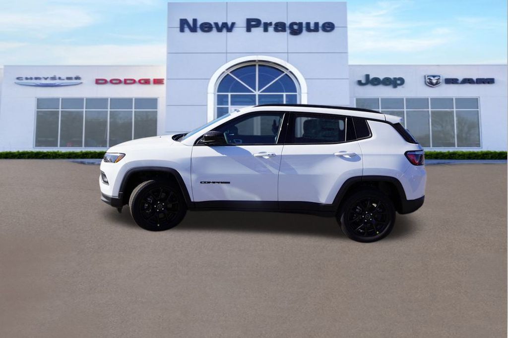2025 Jeep Compass Altitude photo 4