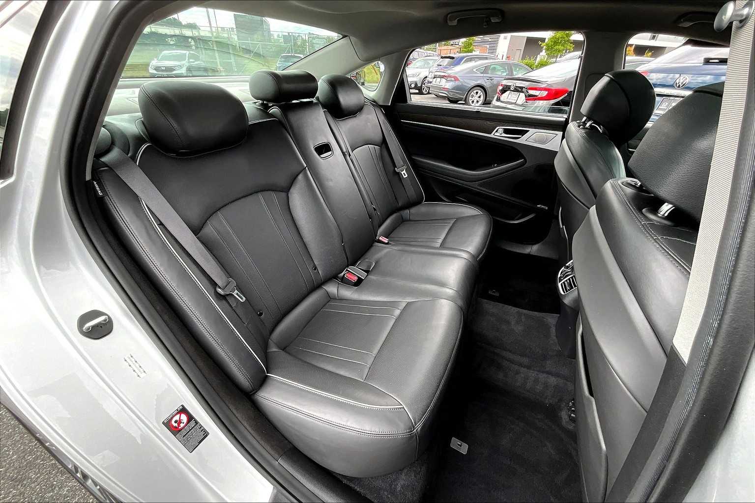 2018 Genesis G80 AWD photo 18