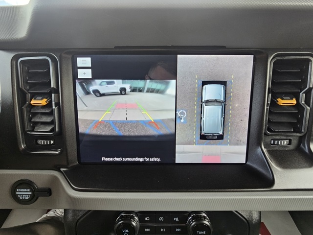 2022 Ford Bronco Badlands photo 16