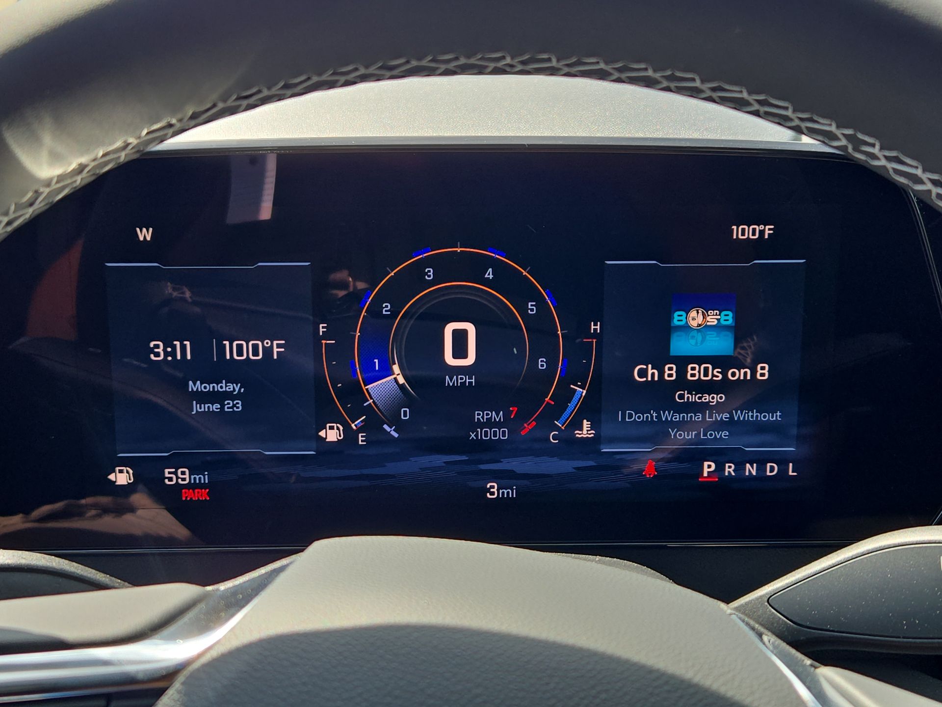 2025 Chevrolet Traverse photo 16