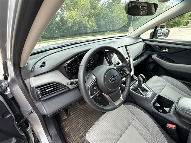 2020 Subaru Outback Premium photo 2