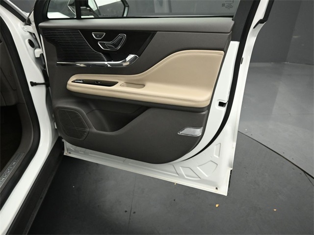 2022 LINCOLN CORSAIR - Image 33