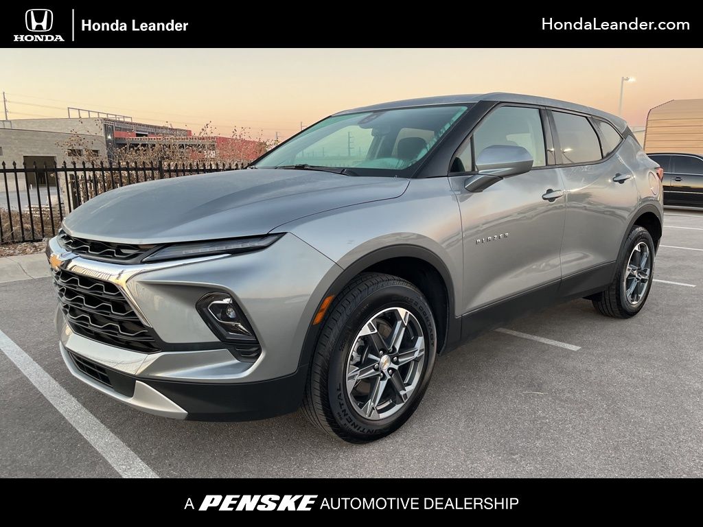 2025 Chevrolet Blazer 2LT's photo