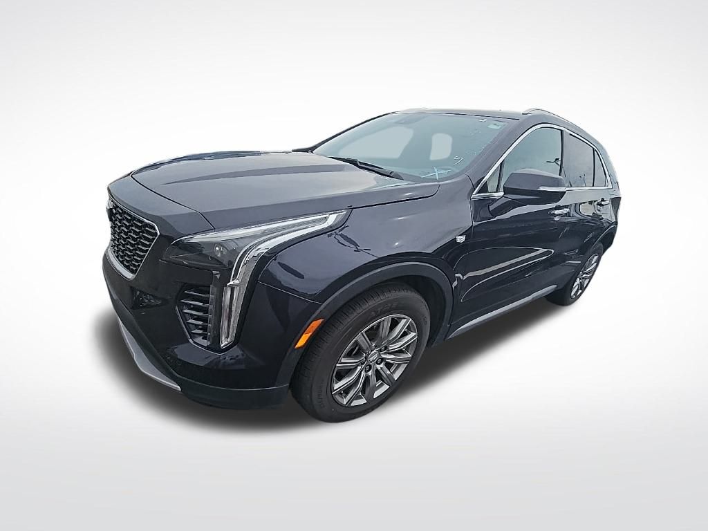 2023 Cadillac XT4 Premium Luxury photo 2