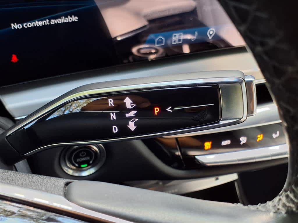 2024 Cadillac Lyriq Luxury photo 19