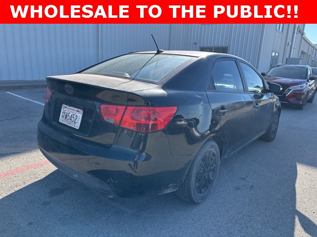 2010 Kia Forte EX photo 3