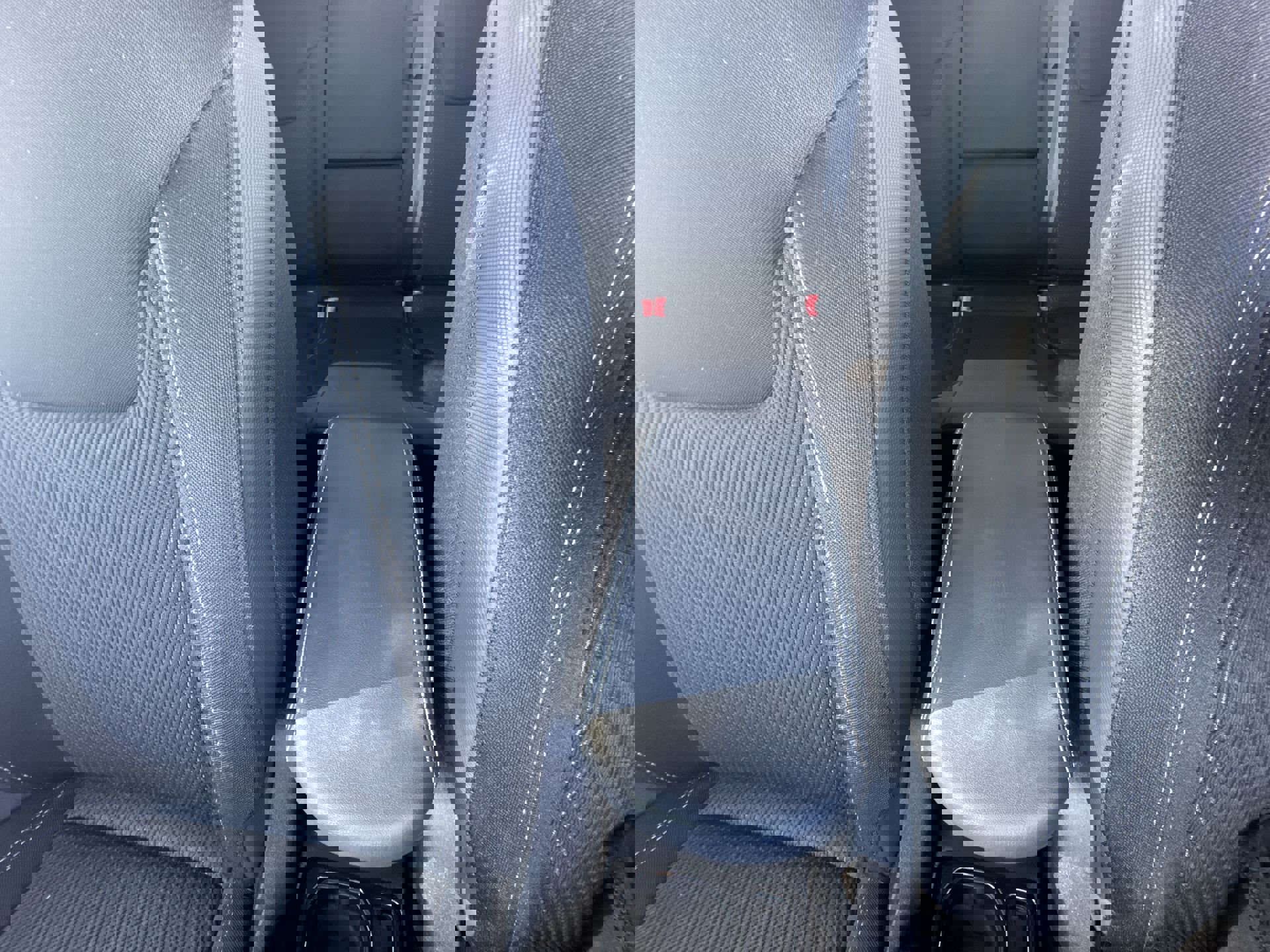 2022 Jeep Renegade Red Edition Sport photo 20