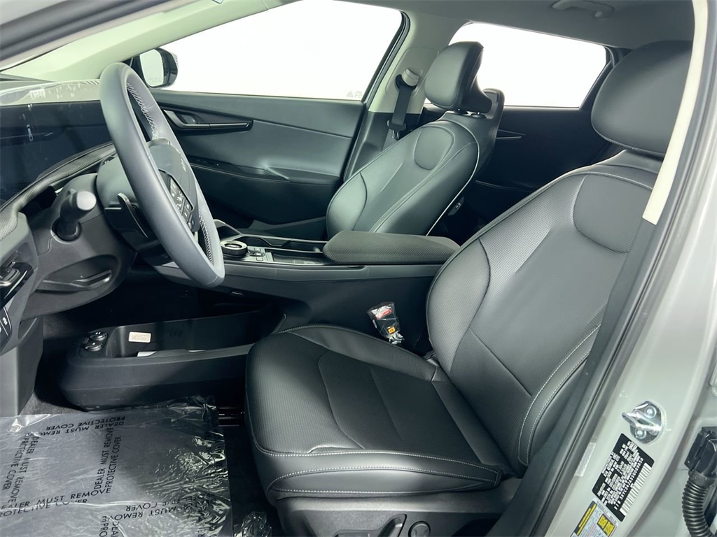 2025 Kia EV6 Wind photo 12