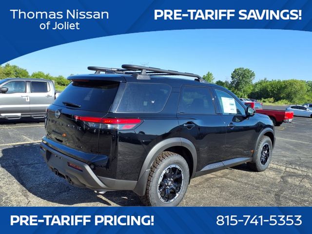 2025 Nissan Pathfinder Rock Creek photo 3