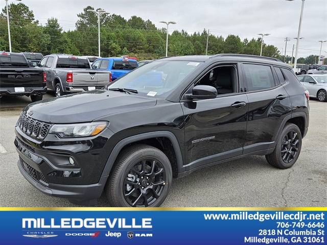 2026 Jeep Compass Latitude Altitude photo 3