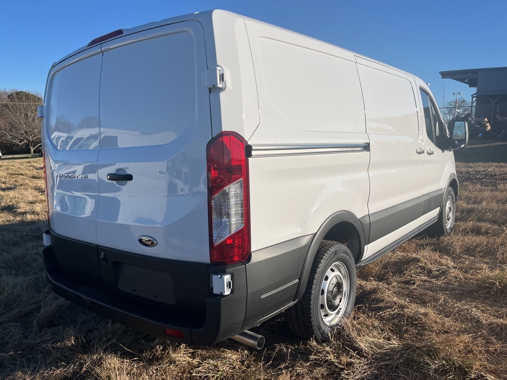 2024 Ford Transit Cargo Van photo 5