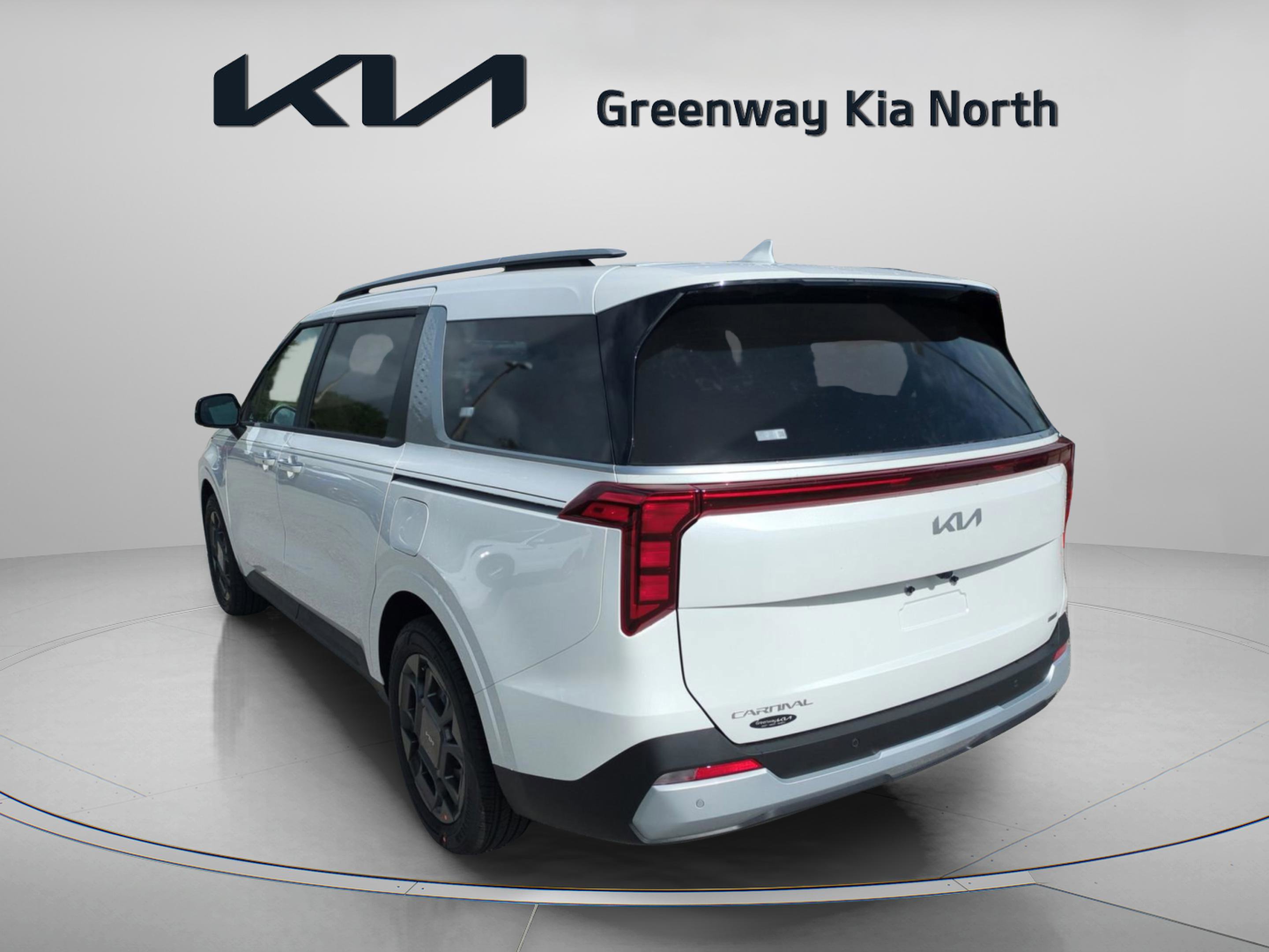 2026 Kia Carnival EX photo 5