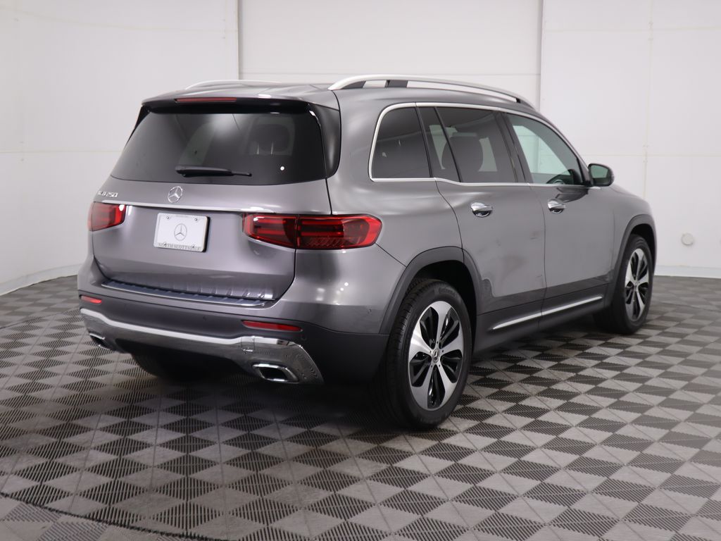 2025 Mercedes Benz GLB 250 photo 5