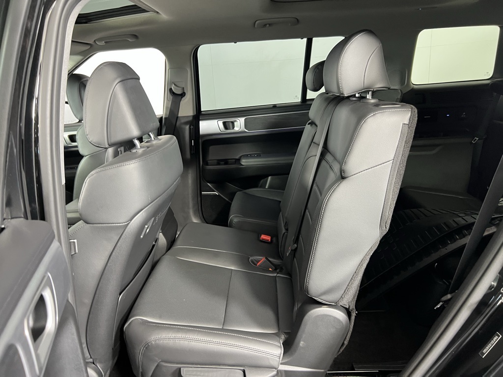 2025 Hyundai Santa Fe photo 23