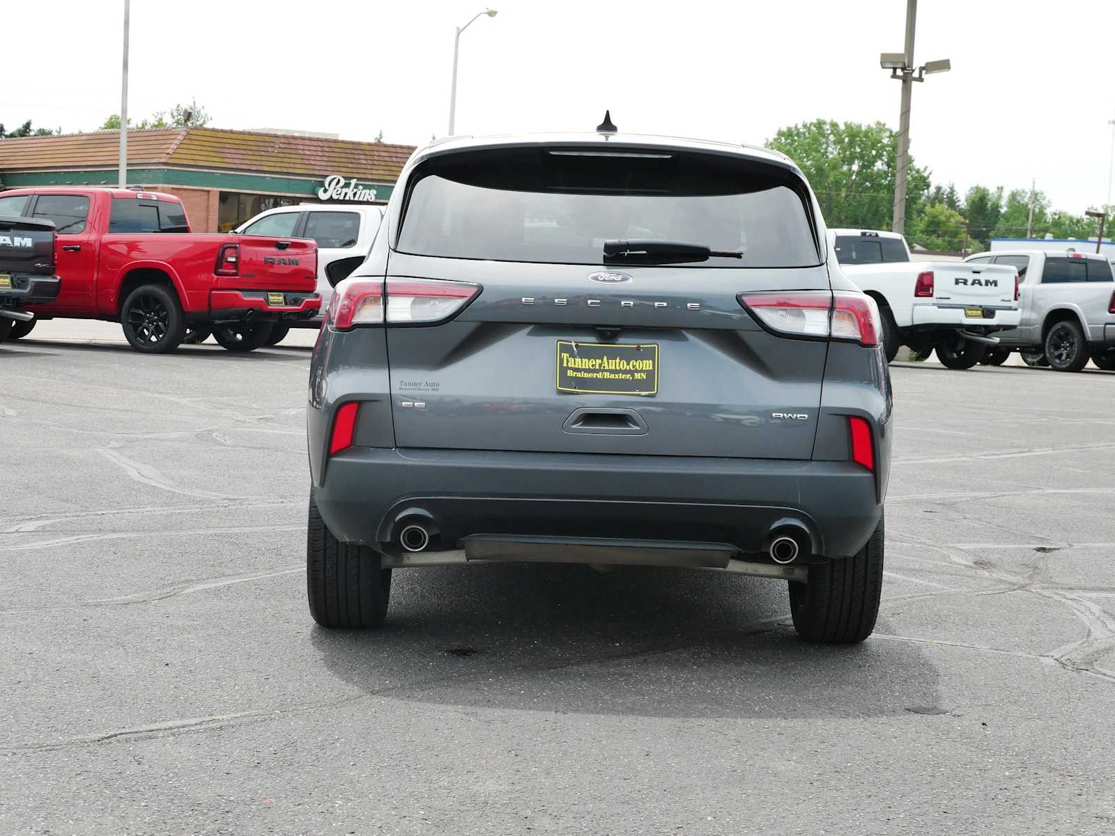 2022 Ford Escape SE photo 4