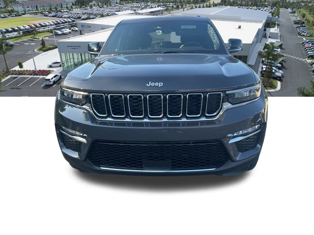 2025 Jeep Grand Cherokee Limited photo 2