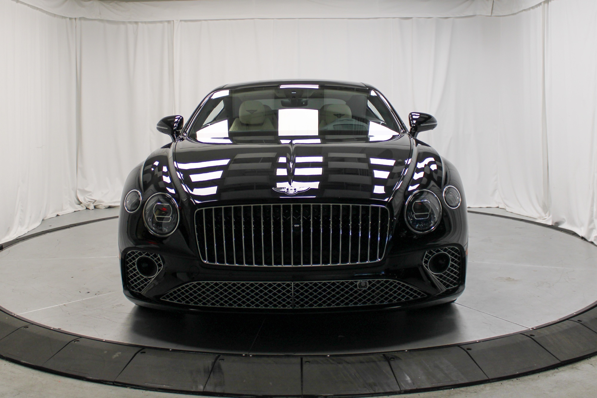 2024 Bentley Continental GT Azure V8 photo 8