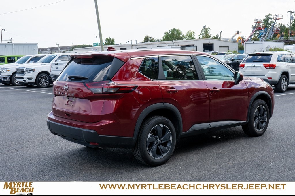 2025 Nissan Rogue SV photo 6