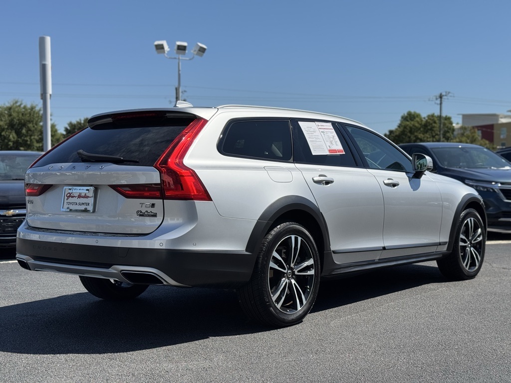2018 Volvo V90 Cross Country T5 AWD photo 4