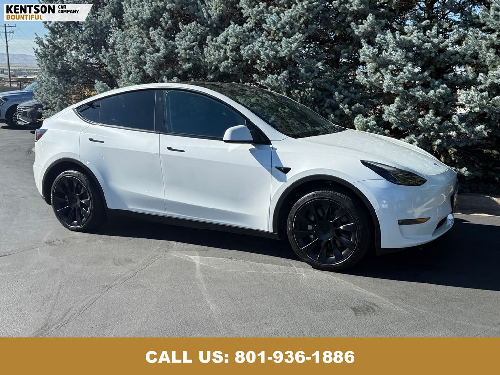 2022 Tesla Model Y Long Range photo 10
