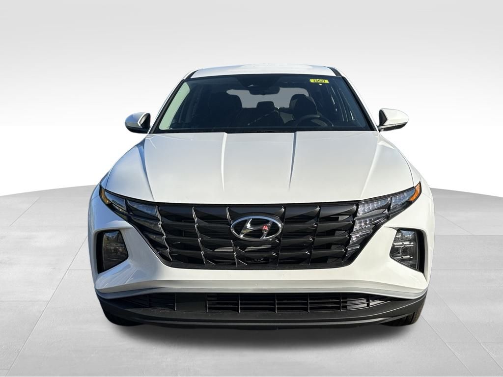2024 Hyundai Tucson SE photo 2